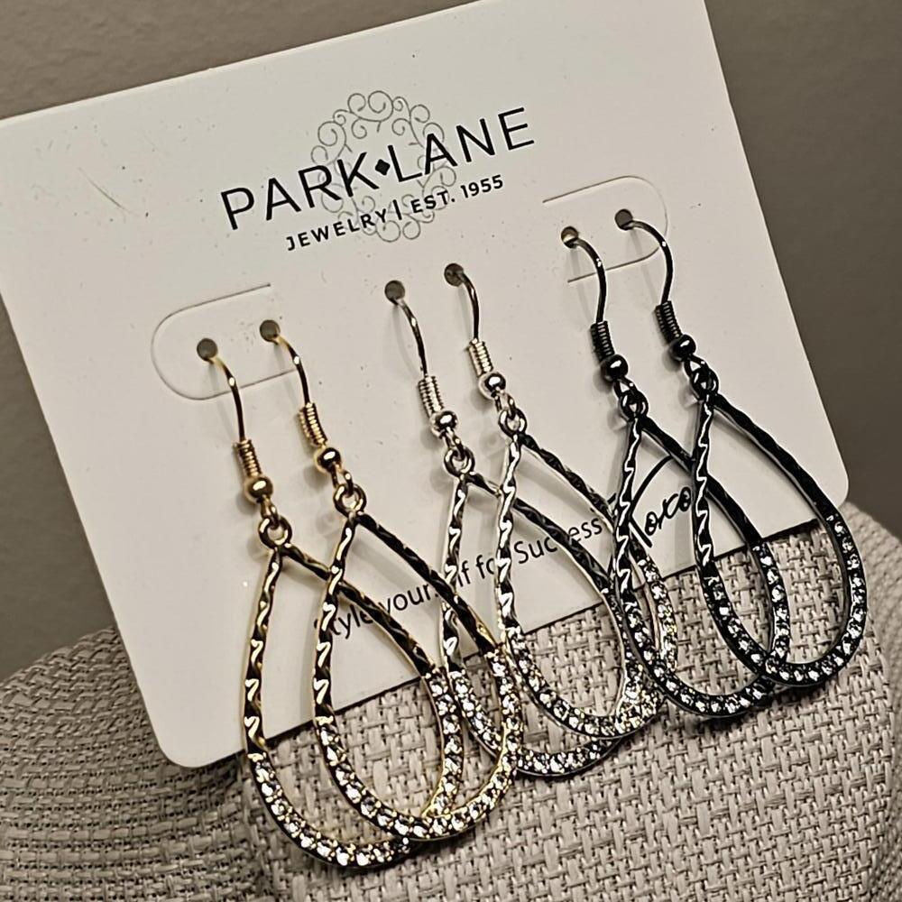 Oui Earring Set